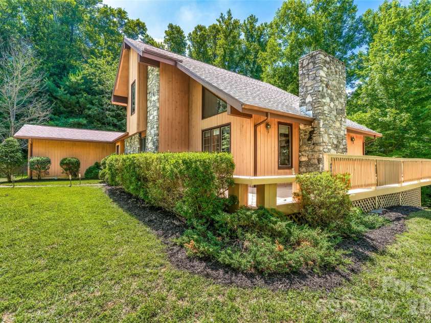 340 Sugar Hollow Road, Fairview, NC 28730.  MLS# CAR4396551, YatesRealty ID 46940. 