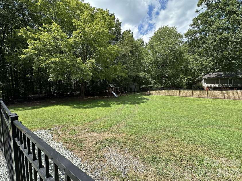 1507 Hyman Drive, Albemarle, NC 28001.  MLS# CAR4417501, YatesRealty ID 46941. 