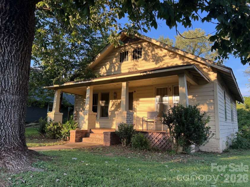 110 Linville Street, Morganton, NC 28655.  MLS# CAR4416153, YatesRealty ID 46942. 