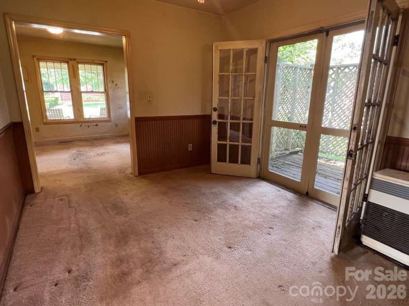 110 Linville Street, Morganton, NC 28655.  MLS# CAR4416153, YatesRealty ID 46942. 