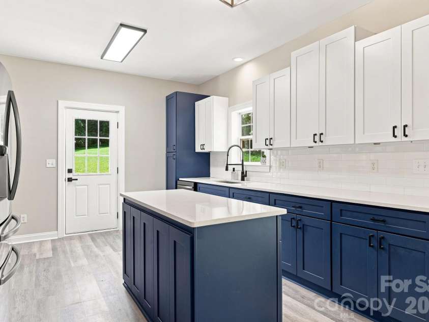 1395 Ebenezer Road, China Grove, NC 28023.  MLS# CAR4418139, YatesRealty ID 46945. Kitchen
