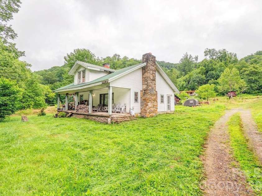 8485 Meadow Fork Road, Hot Springs, NC 28743.  MLS# CAR4401894, YatesRealty ID 46946. 