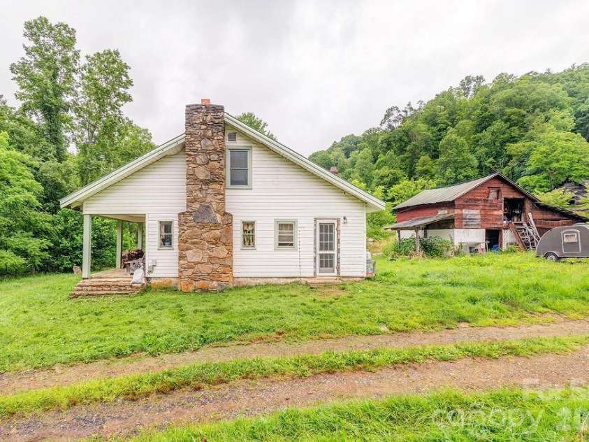 8485 Meadow Fork Road, Hot Springs, NC 28743.  MLS# CAR4401894, YatesRealty ID 46946. 