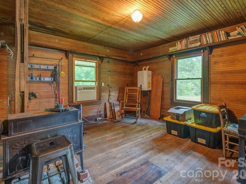 8485 Meadow Fork Road, Hot Springs, NC 28743.  MLS# CAR4401894, YatesRealty ID 46946. 