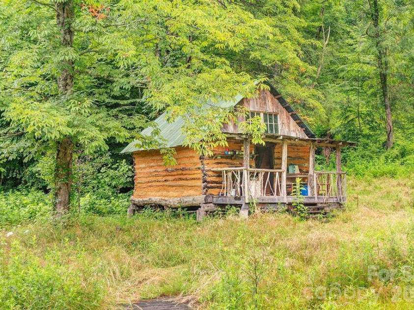 8485 Meadow Fork Road, Hot Springs, NC 28743.  MLS# CAR4401894, YatesRealty ID 46946. 