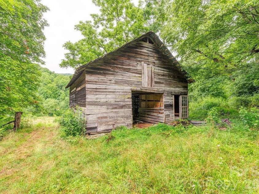 8485 Meadow Fork Road, Hot Springs, NC 28743.  MLS# CAR4401894, YatesRealty ID 46946. 