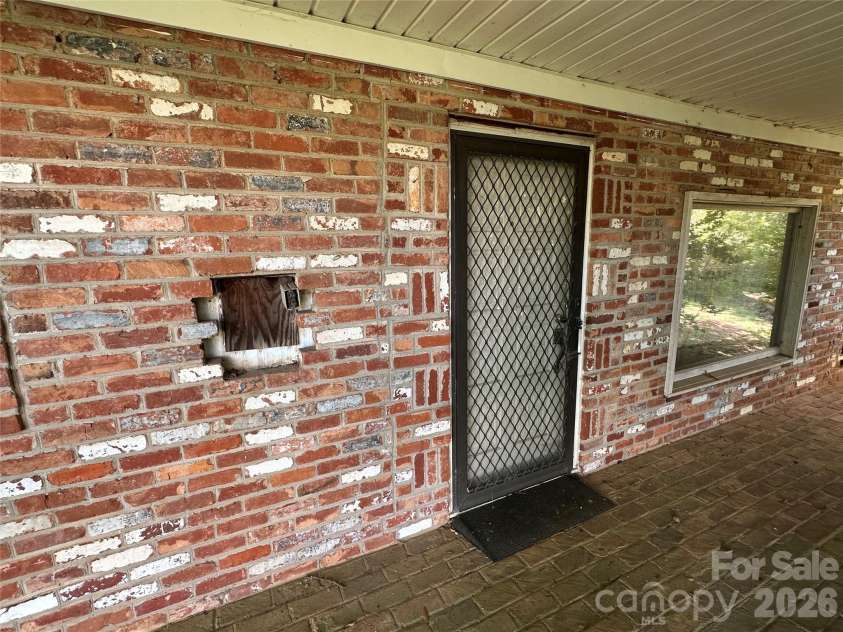 572 Ledbetter Road, Spindale, NC 28160.  MLS# CAR4404985, YatesRealty ID 46947. 