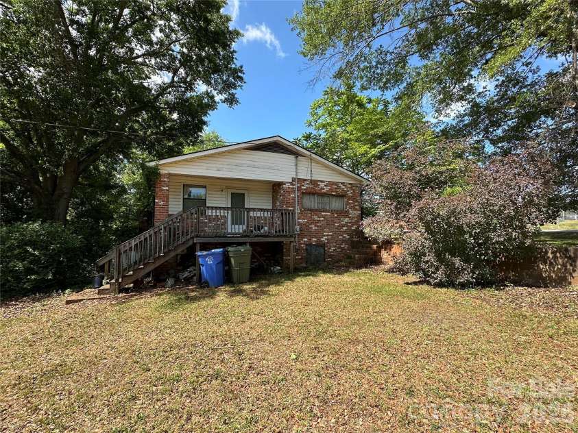 572 Ledbetter Road, Spindale, NC 28160.  MLS# CAR4404985, YatesRealty ID 46947. 