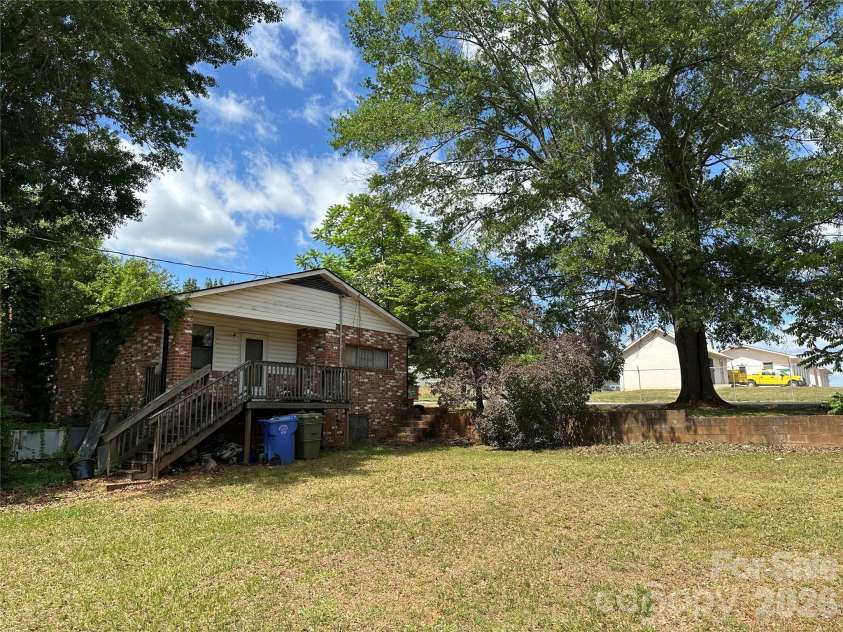 572 Ledbetter Road, Spindale, NC 28160.  MLS# CAR4404985, YatesRealty ID 46947. 
