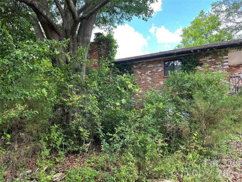 572 Ledbetter Road, Spindale, NC 28160.  MLS# CAR4404985, YatesRealty ID 46947. 