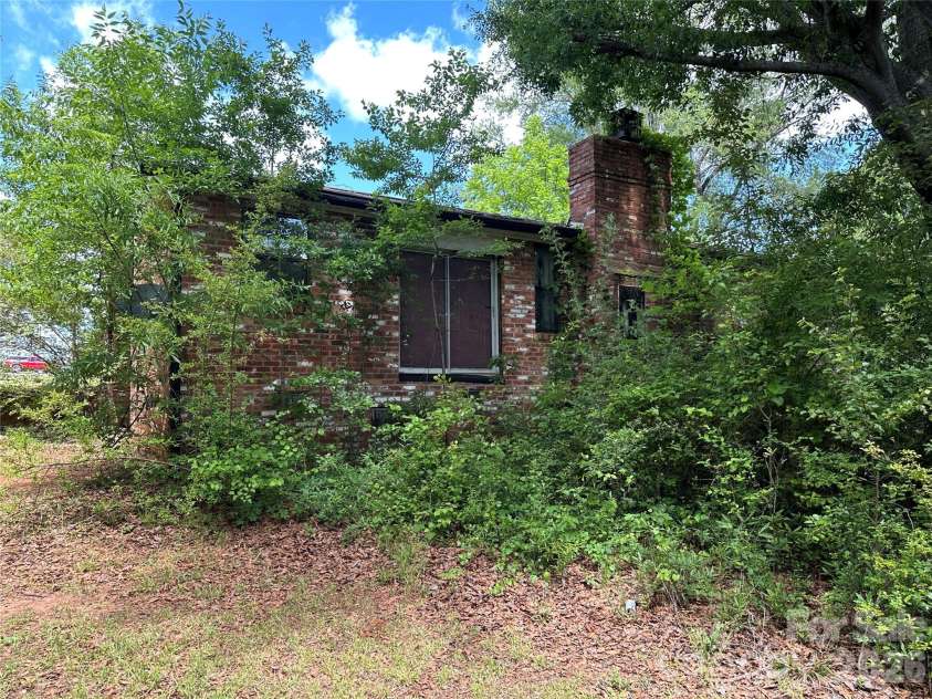 572 Ledbetter Road, Spindale, NC 28160.  MLS# CAR4404985, YatesRealty ID 46947. 