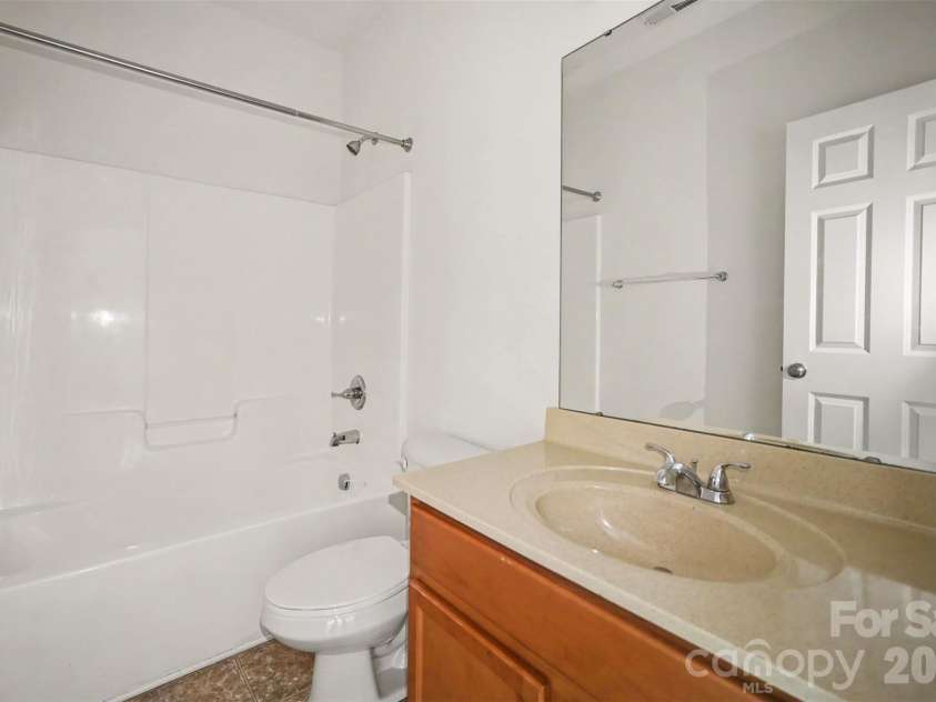 15109 Jade Street, Charlotte, NC 28277.  MLS# CAR4392614, YatesRealty ID 46948. Bathroom 2