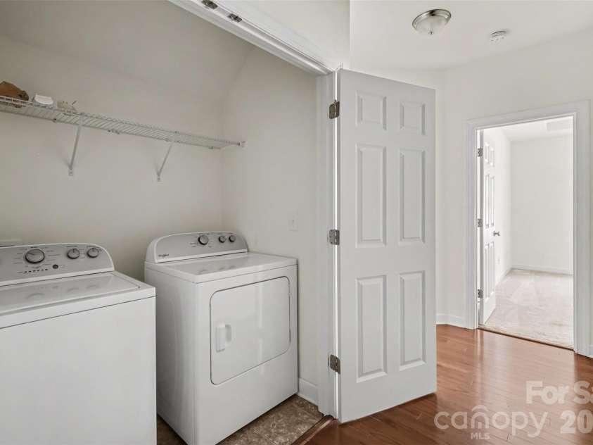 15109 Jade Street, Charlotte, NC 28277.  MLS# CAR4392614, YatesRealty ID 46948. Laundry on main