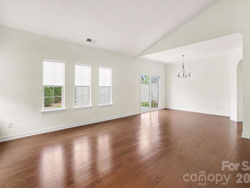 15109 Jade Street, Charlotte, NC 28277.  MLS# CAR4392614, YatesRealty ID 46948. Open living and dining