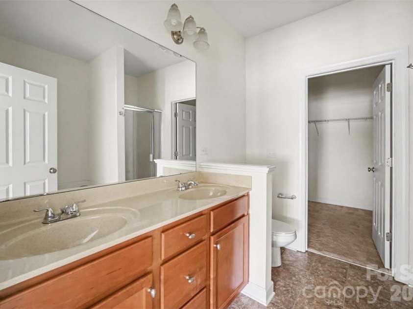 15109 Jade Street, Charlotte, NC 28277.  MLS# CAR4392614, YatesRealty ID 46948. Primary Bathroom