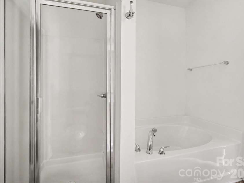 15109 Jade Street, Charlotte, NC 28277.  MLS# CAR4392614, YatesRealty ID 46948. Primary Bathroom