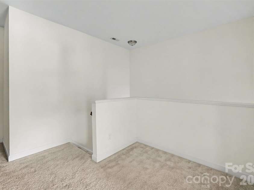 15109 Jade Street, Charlotte, NC 28277.  MLS# CAR4392614, YatesRealty ID 46948. Upstairs loft landing