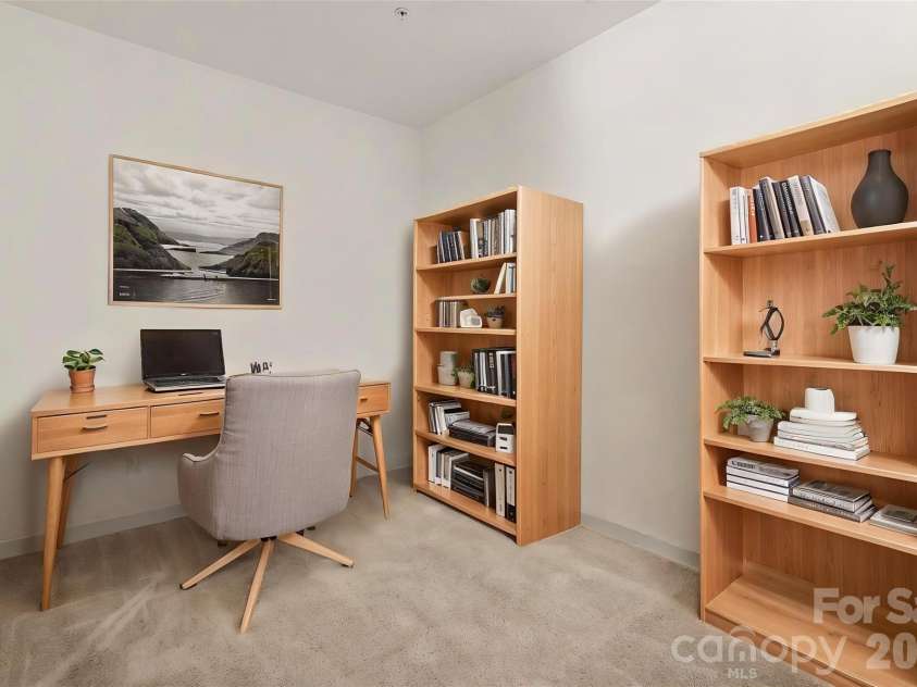 15109 Jade Street, Charlotte, NC 28277.  MLS# CAR4392614, YatesRealty ID 46948. Upstairs loft / office nook *Virtually Staged*