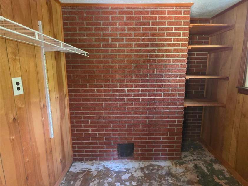 2838 Seven Mile Ridge Road, Burnsville, NC 28714.  MLS# CAR4407049, YatesRealty ID 46949. 