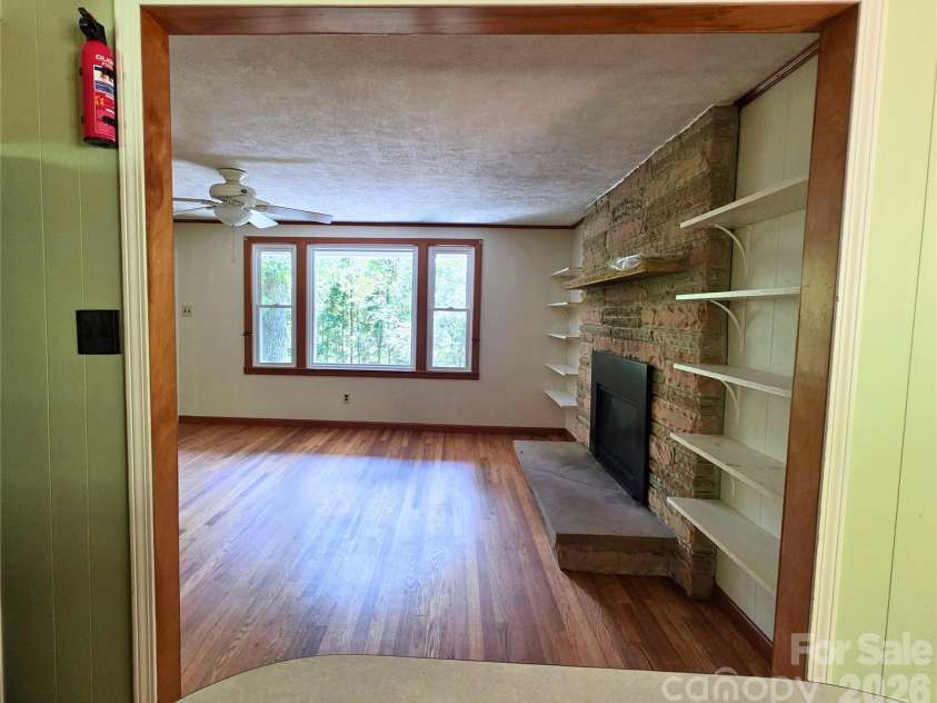 2838 Seven Mile Ridge Road, Burnsville, NC 28714.  MLS# CAR4407049, YatesRealty ID 46949. 