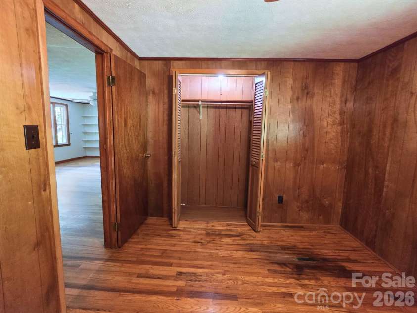 2838 Seven Mile Ridge Road, Burnsville, NC 28714.  MLS# CAR4407049, YatesRealty ID 46949. 