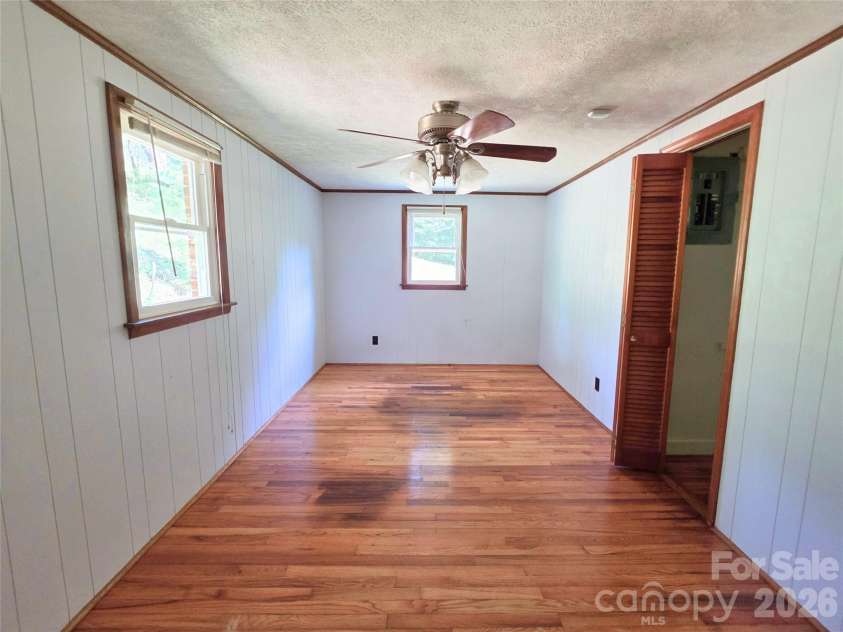 2838 Seven Mile Ridge Road, Burnsville, NC 28714.  MLS# CAR4407049, YatesRealty ID 46949. 