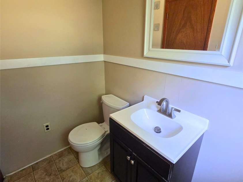 2838 Seven Mile Ridge Road, Burnsville, NC 28714.  MLS# CAR4407049, YatesRealty ID 46949. 