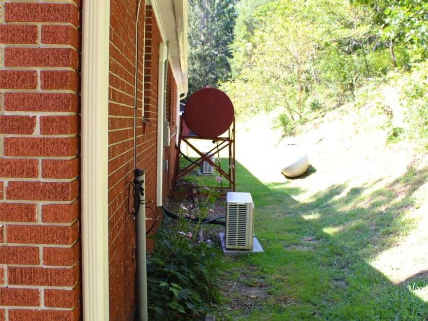 2838 Seven Mile Ridge Road, Burnsville, NC 28714.  MLS# CAR4407049, YatesRealty ID 46949. 