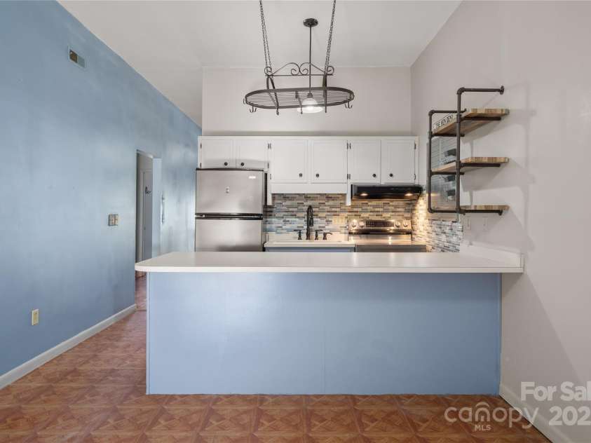 94 Market Street, Maggie Valley, NC 28751.  MLS# CAR4277066, YatesRealty ID 4695. 