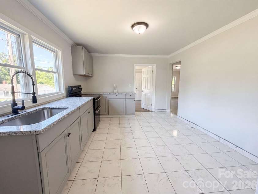 123 Farmview Street, Gastonia, NC 28054.  MLS# CAR4395724, YatesRealty ID 46950. 