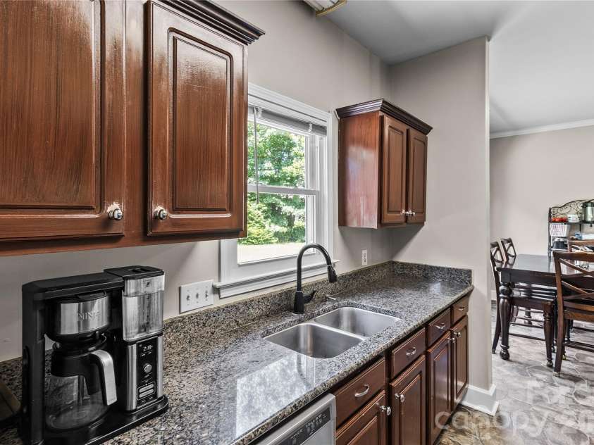 413 Summer Ridge Road, Stanley, NC 28164.  MLS# CAR4416198, YatesRealty ID 46951. 
