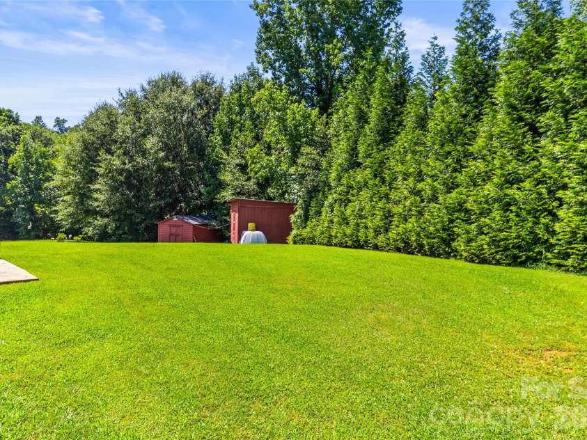 413 Summer Ridge Road, Stanley, NC 28164.  MLS# CAR4416198, YatesRealty ID 46951. Back Yard - buildings do not convey