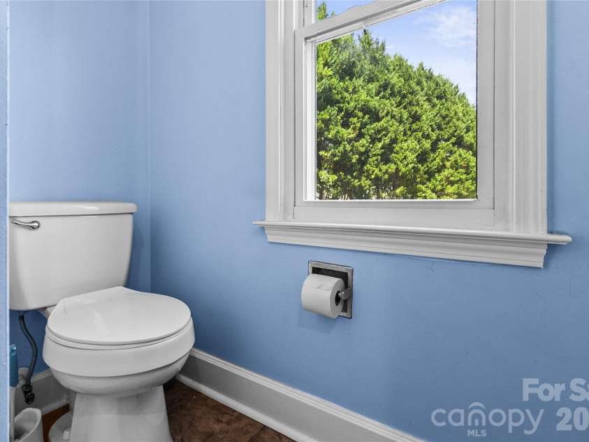 413 Summer Ridge Road, Stanley, NC 28164.  MLS# CAR4416198, YatesRealty ID 46951. Full bath