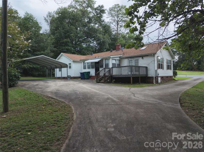 227 Main Street, Morven, NC 28119.  MLS# CAR4409438, YatesRealty ID 46952. 
