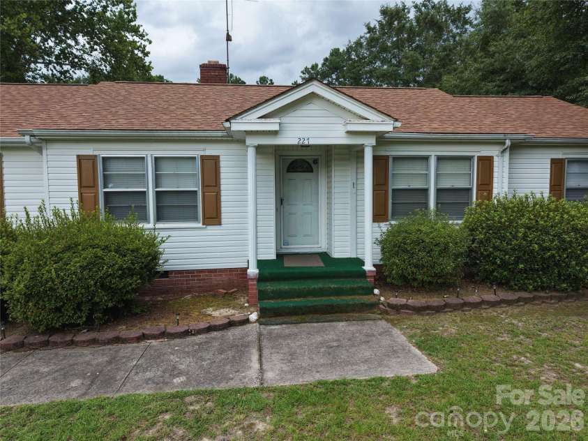 227 Main Street, Morven, NC 28119.  MLS# CAR4409438, YatesRealty ID 46952. 