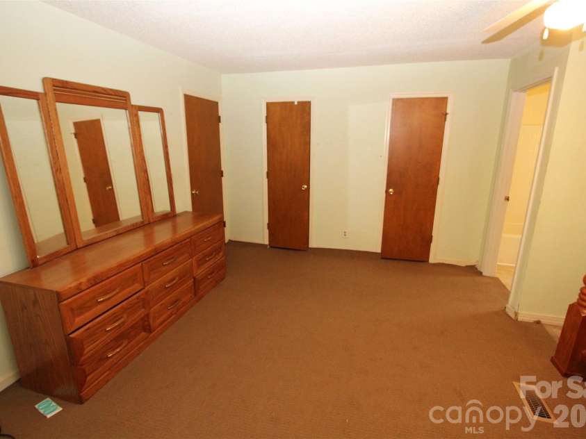 227 Main Street, Morven, NC 28119.  MLS# CAR4409438, YatesRealty ID 46952. 