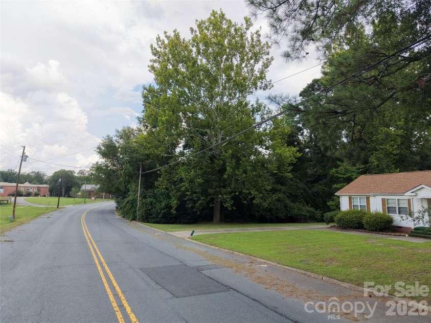 227 Main Street, Morven, NC 28119.  MLS# CAR4409438, YatesRealty ID 46952. 