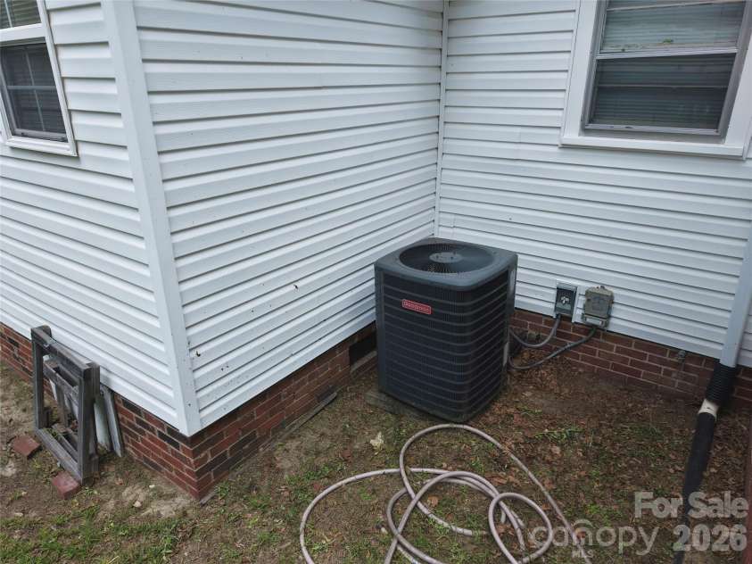 227 Main Street, Morven, NC 28119.  MLS# CAR4409438, YatesRealty ID 46952. 