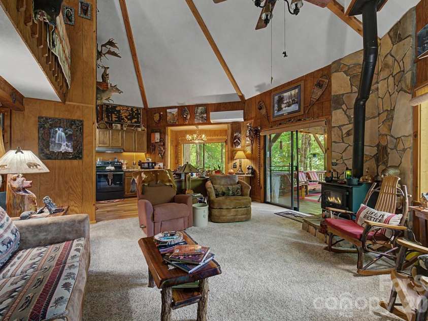 204 Mountain Laurel Drive, Bryson City, NC 28713.  MLS# CAR4418640, YatesRealty ID 46953. 