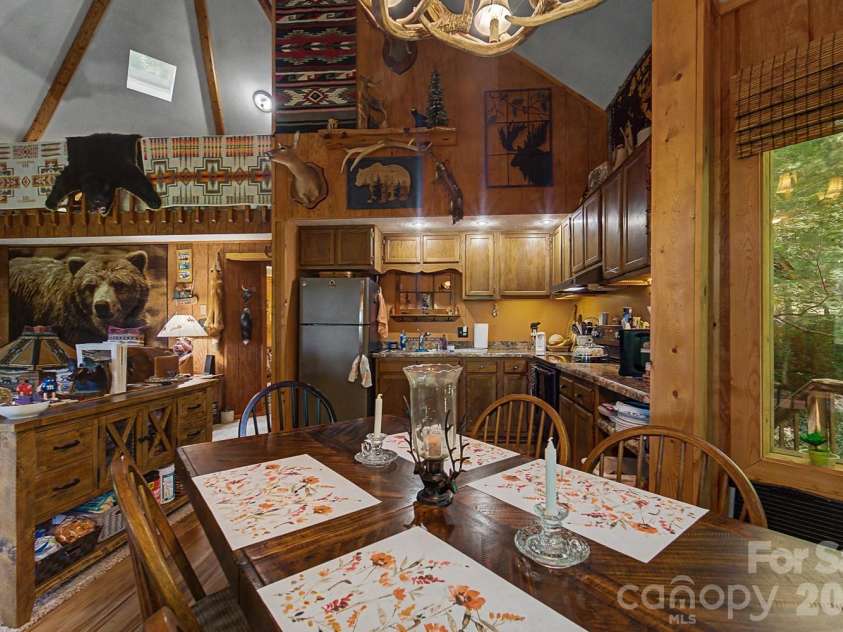 204 Mountain Laurel Drive, Bryson City, NC 28713.  MLS# CAR4418640, YatesRealty ID 46953. 