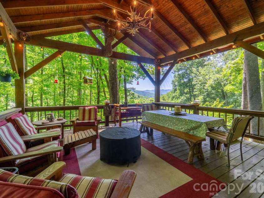 204 Mountain Laurel Drive, Bryson City, NC 28713.  MLS# CAR4418640, YatesRealty ID 46953. 