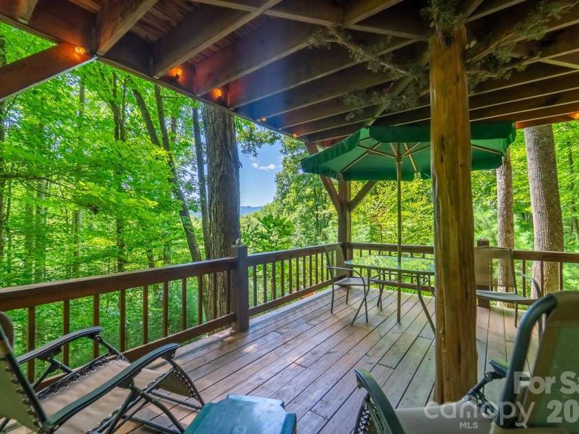 204 Mountain Laurel Drive, Bryson City, NC 28713.  MLS# CAR4418640, YatesRealty ID 46953. 