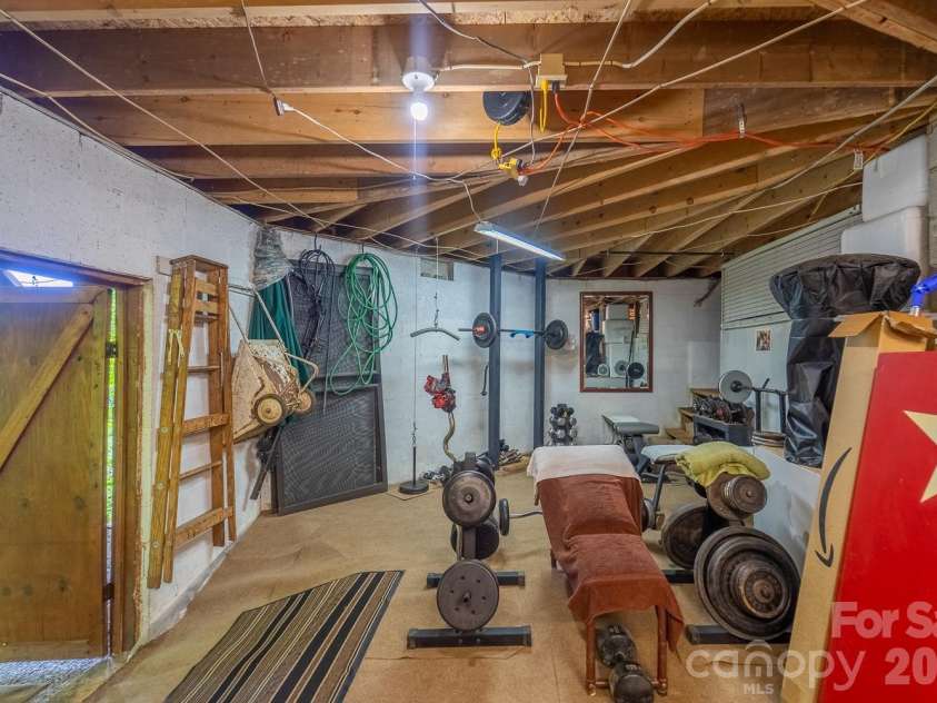 204 Mountain Laurel Drive, Bryson City, NC 28713.  MLS# CAR4418640, YatesRealty ID 46953. 
