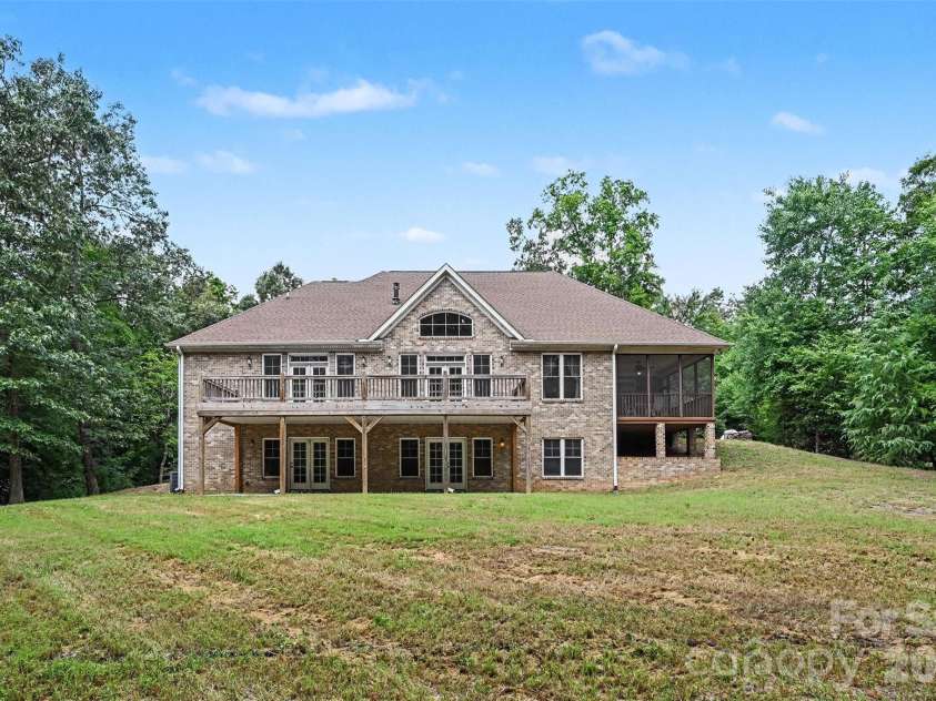 1208 Emerald Bay Drive, Salisbury, NC 28146.  MLS# CAR4418646, YatesRealty ID 46954. 
