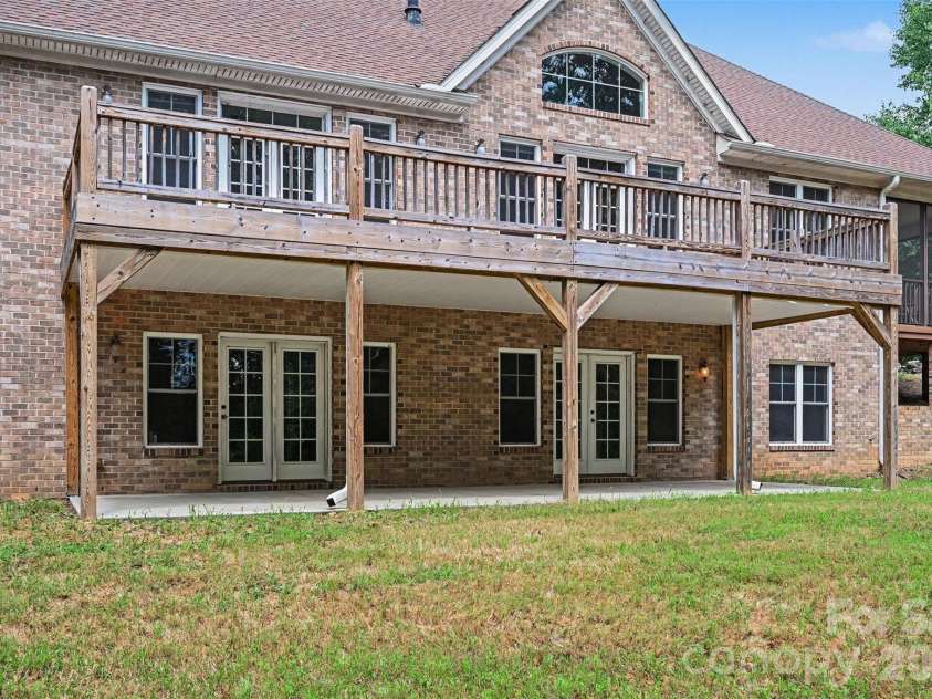 1208 Emerald Bay Drive, Salisbury, NC 28146.  MLS# CAR4418646, YatesRealty ID 46954. 