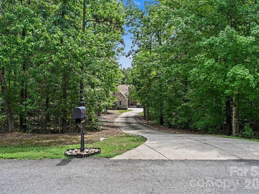 1208 Emerald Bay Drive, Salisbury, NC 28146.  MLS# CAR4418646, YatesRealty ID 46954. 