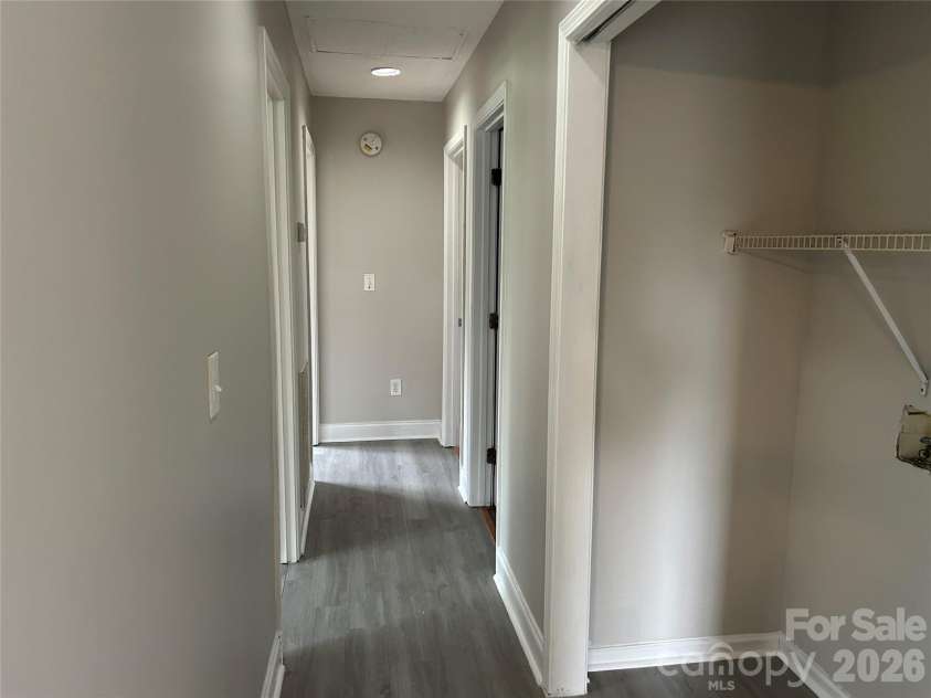927 Floyd Lane, Gastonia, NC 28052.  MLS# CAR4418507, YatesRealty ID 46955. 