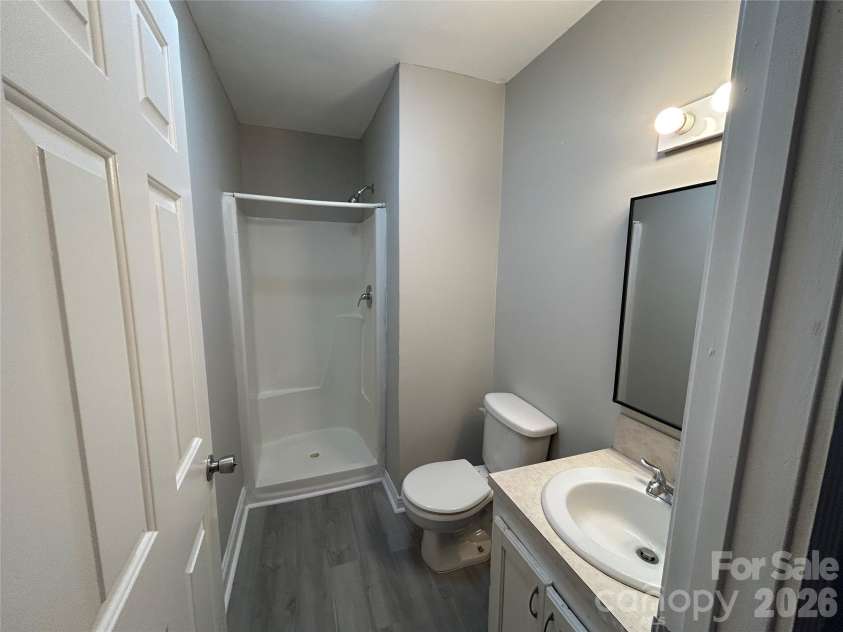 927 Floyd Lane, Gastonia, NC 28052.  MLS# CAR4418507, YatesRealty ID 46955. 