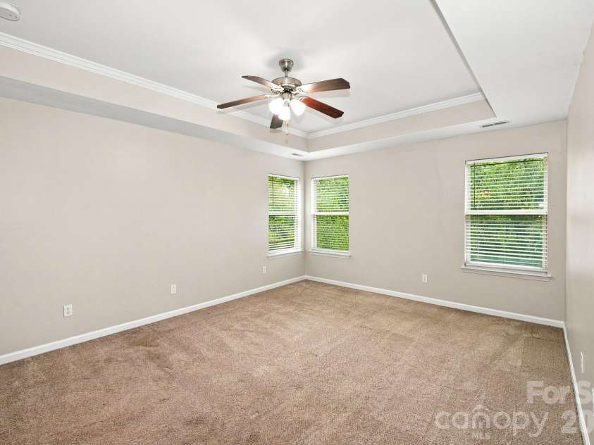 9320 Gentle Stream Lane, Charlotte, NC 28214.  MLS# CAR4418428, YatesRealty ID 46956. 