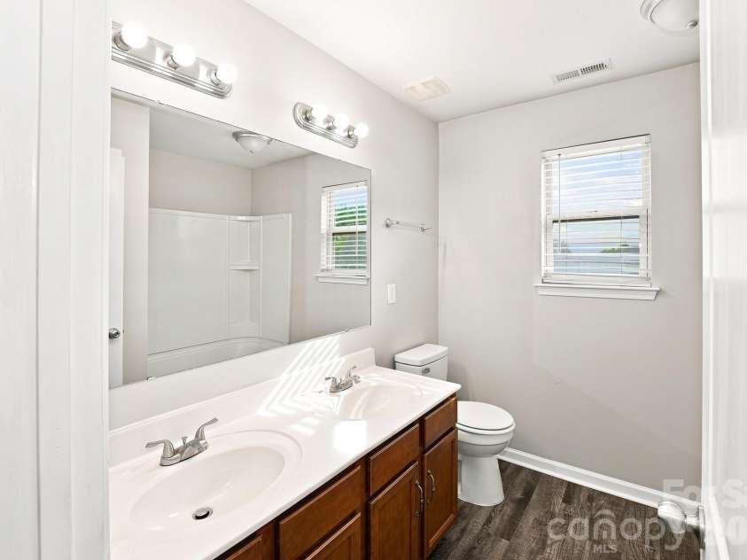 9320 Gentle Stream Lane, Charlotte, NC 28214.  MLS# CAR4418428, YatesRealty ID 46956. 